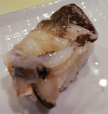 すし処 真 トリ貝のにぎり寿司